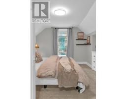 194 DUNDAS STREET N - 28