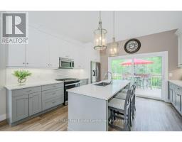 18 - 744 NELSON STREET W - 9