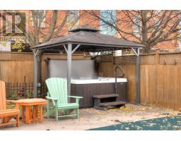 182 ROMEO STREET S - 35