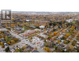 182 ROMEO STREET S - 38