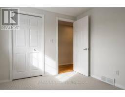 86 FREELAND DRIVE - 33