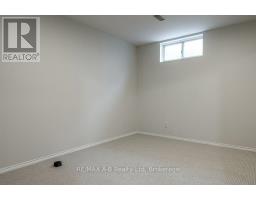 86 FREELAND DRIVE - 42