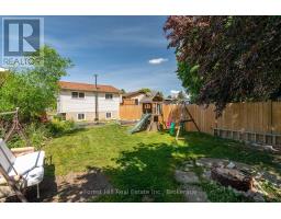 15 HOMESTEAD PLACE - 32