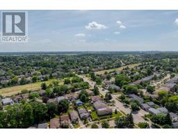 15 HOMESTEAD PLACE - 35