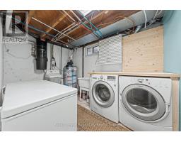 15 DUDHOPE AVENUE - 29