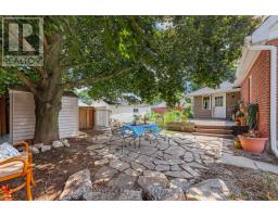 15 DUDHOPE AVENUE - 31