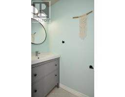 427 BANKSIDE CRESCENT S - 19