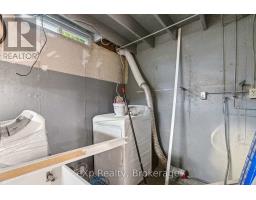 38 - 88 AVONWOOD DRIVE - 31