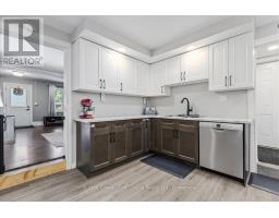 33 VICTORIA STREET - 13