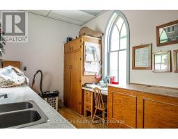 133 HOME STREET - 10