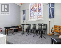 133 HOME STREET - 14