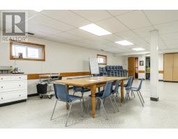 133 HOME STREET - 16