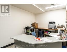 133 HOME STREET - 30