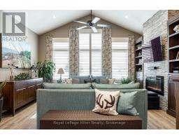 687 FORMAN AVENUE - 16