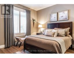 687 FORMAN AVENUE - 21