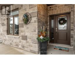 687 FORMAN AVENUE - 3