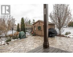 687 FORMAN AVENUE - 40