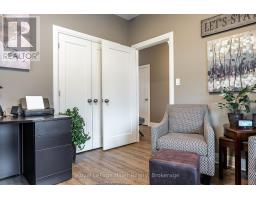 687 FORMAN AVENUE - 6