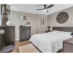 15 - 415 MORGAN AVENUE - 23