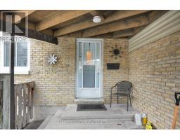15 - 415 MORGAN AVENUE - 6