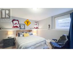 83 SYLVIA STREET - 35