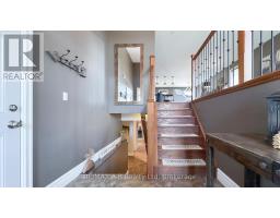 83 SYLVIA STREET - 4