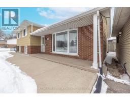 461 STRASBURG ROAD - 6