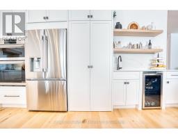 1034 WALTON AVENUE N - 26