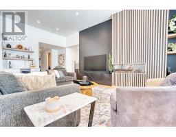 1034 WALTON AVENUE N - 35