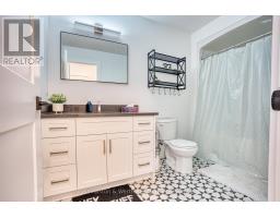 1034 WALTON AVENUE N - 46