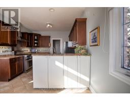 4 - 165 CHANDOS DRIVE - 10