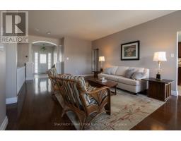 4 - 165 CHANDOS DRIVE - 16