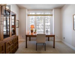 4 - 165 CHANDOS DRIVE - 21