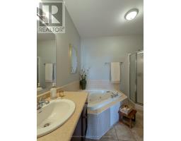 4 - 165 CHANDOS DRIVE - 27