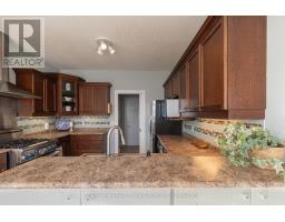 4 - 165 CHANDOS DRIVE - 6