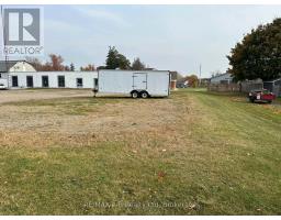 15 MILL STREET E - 15