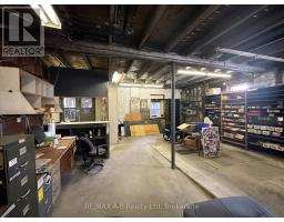 15 MILL STREET E - 17