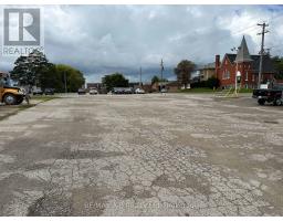 15 MILL STREET E - 26