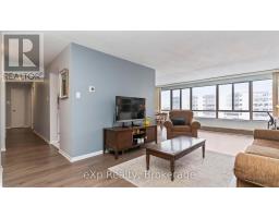 902 - 570 PROUDFOOT LANE - 1