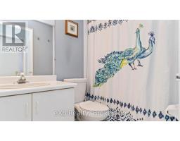 902 - 570 PROUDFOOT LANE - 18