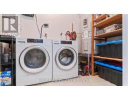 902 - 570 PROUDFOOT LANE - 19