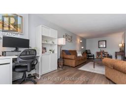 902 - 570 PROUDFOOT LANE - 9