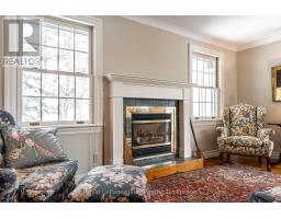 530 HOLMES STREET - 11