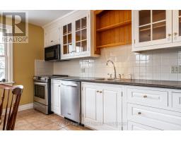 530 HOLMES STREET - 17