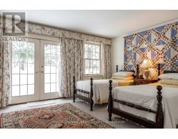 530 HOLMES STREET - 29