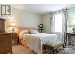 530 HOLMES STREET - 33