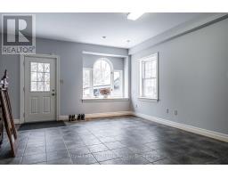 530 HOLMES STREET - 37