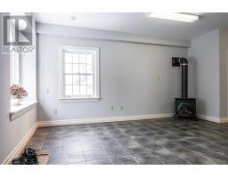 530 HOLMES STREET - 39