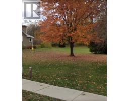 3211B VIVIAN STREET - 2