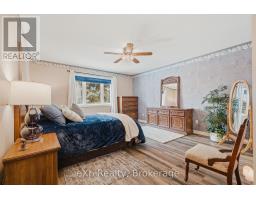 9 PARKVIEW DRIVE - 16